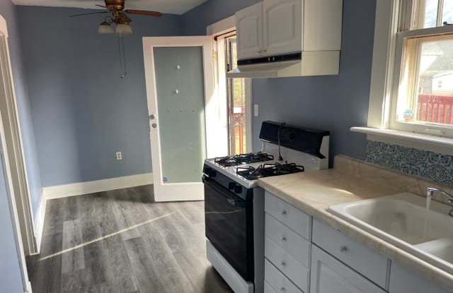 119 West Ashland Avenue - 1 photos photos