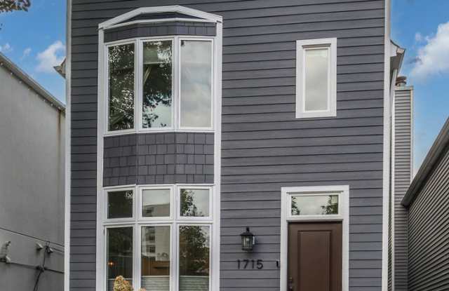 1715 W Wabansia Avenue photos photos 1715 W Wabansia Avenue photos photos