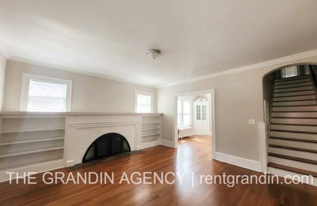 2110 Memorial Avenue Southwest - 2110 Gallery 2