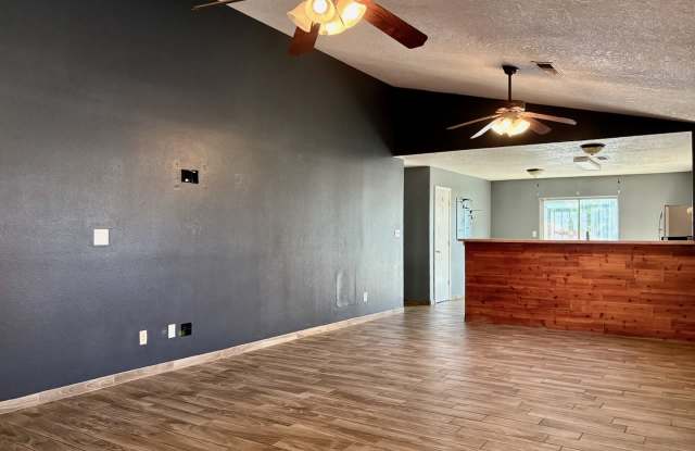 3617 Cameo Drive SW Gallery 2