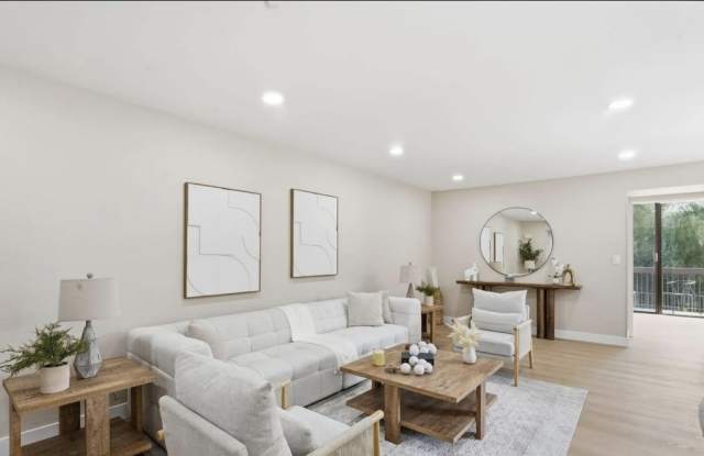 2564 Navarra Dr Unit 115 Gallery 2