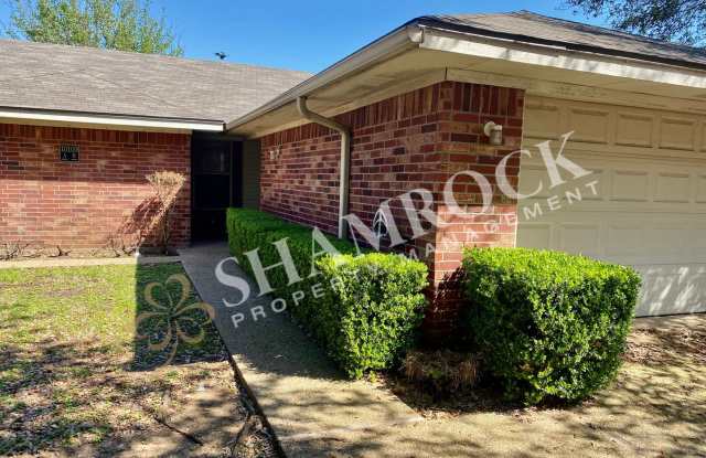 Cougar Ridge duplex! photos photos