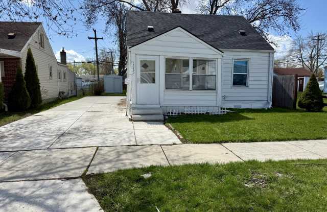 18730 Meier Street - 18730 Meier Street, Roseville, MI 48066