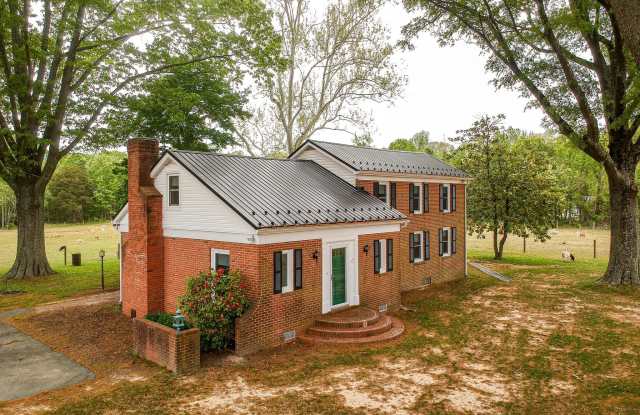 12475 ROCK POINT Road photos photos