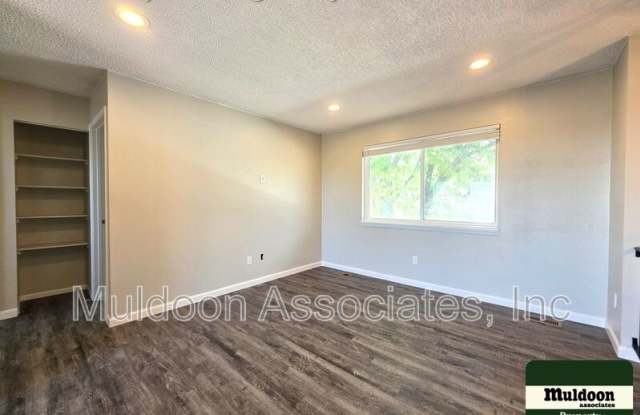 1243 Chiricahua Dr Gallery 3