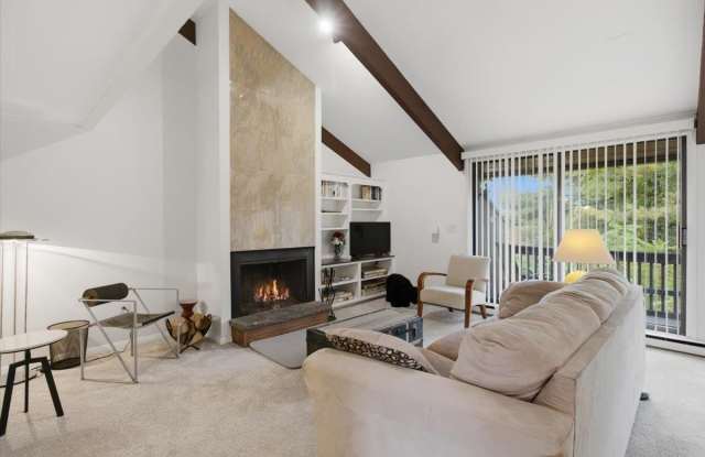 59-29 Murray Hill Heights Drive Gallery 1