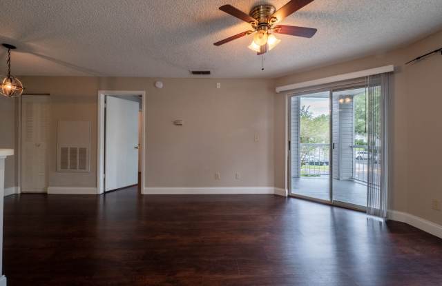 Regency Park - 16-209 photos photos