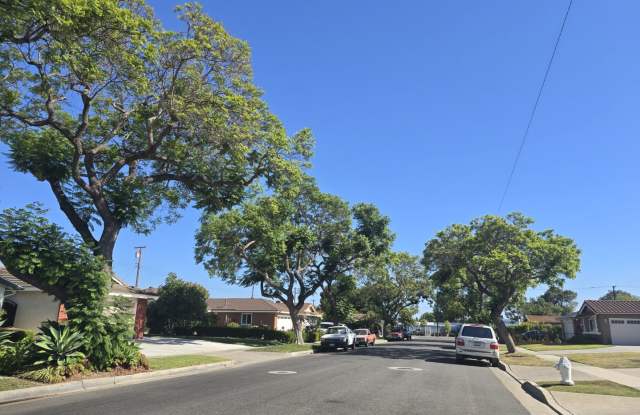 Cozy Single Family Home in Santa Ana for Lease photos photos
