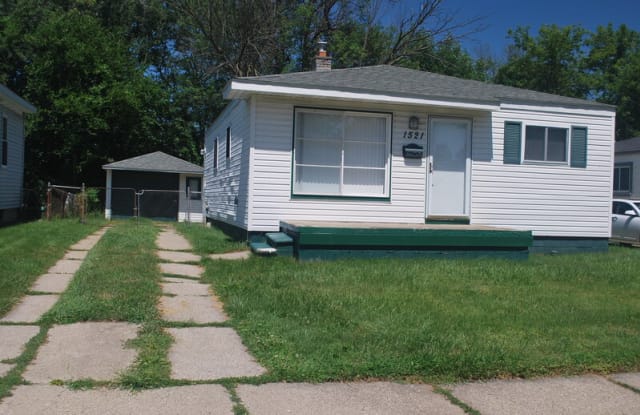1521 Moorhouse - 1521 Moorhouse Street, Ferndale, MI 48220