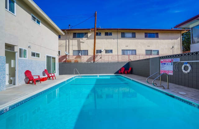 544 Evergreen St photos photos