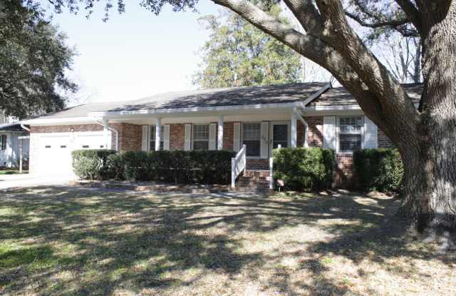 306 Susan Drive photos photos