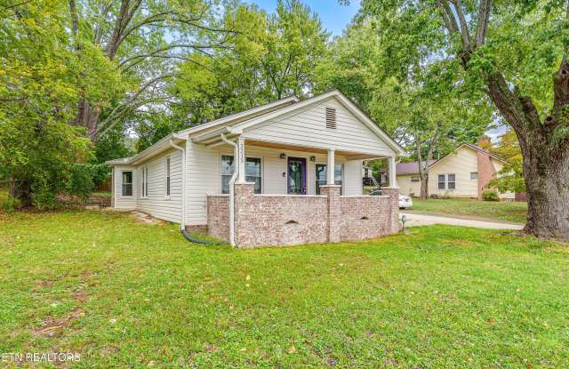 2215 Morningside Drive Gallery 2