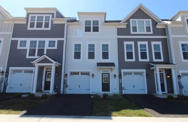 Discover Your Dream Home in Preston Lake! 3398 Monterey photos photos