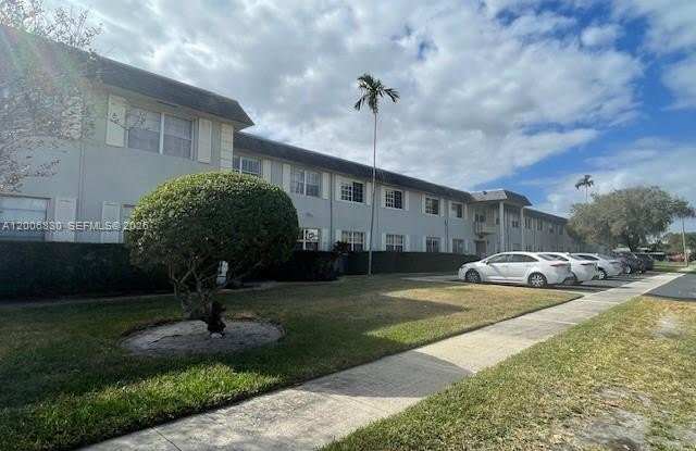 1560 Mckinley St photos photos