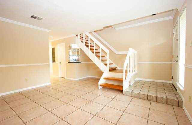 728 Country Place Drive Gallery 3