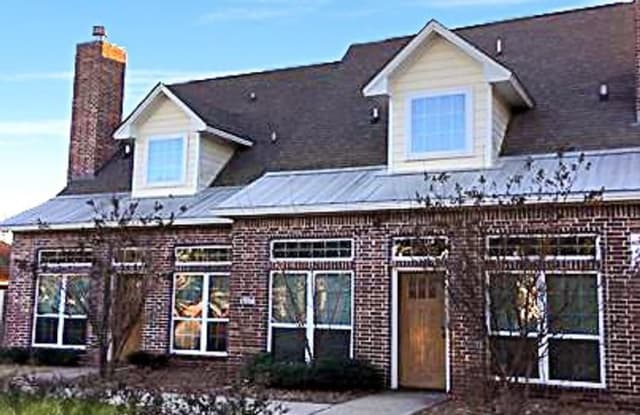 1008 A Foster - 1008 Foster Ave, College Station, TX 77840
