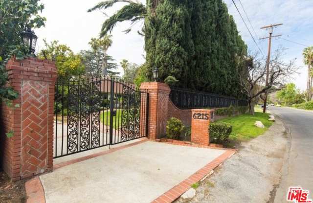 6215 Allott Ave - 6215 Allott Avenue, Los Angeles, CA 91401