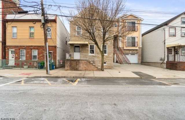 120 Grant Ave photos photos