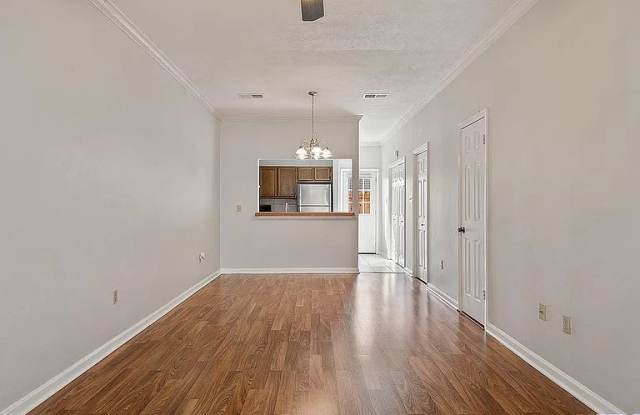 2632 S Roth Ave # 32B Gallery 2