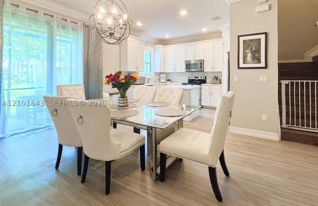 10850 NW 73rd Ct Gallery 1