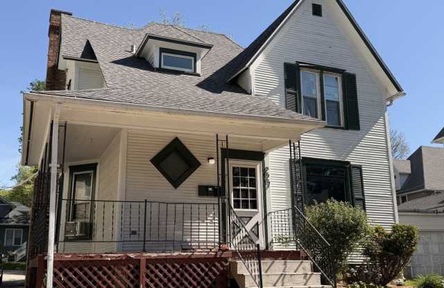 227 W Locust Street Gallery 1