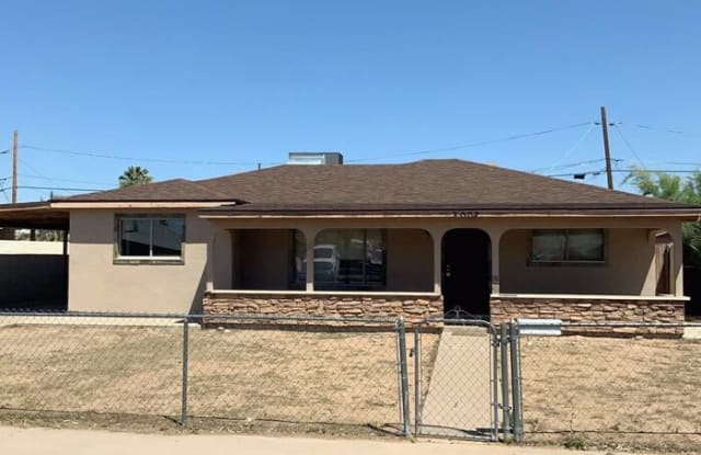3008 West Lawrence Lane - 3008 West Lawrence Lane, Phoenix, AZ 85051