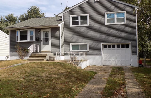 512 SINGLEY AVENUE - 512 Singley Avenue, Runnemede, NJ 08078