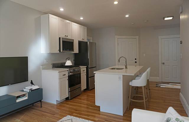 Recently renovated 3 bed in Somerville. photos photos