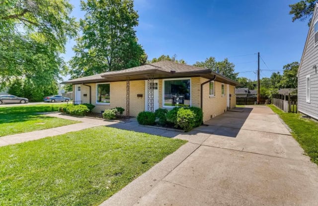 2161 Washington Avenue - 2161 Washington Avenue, Evansville, IN 47714