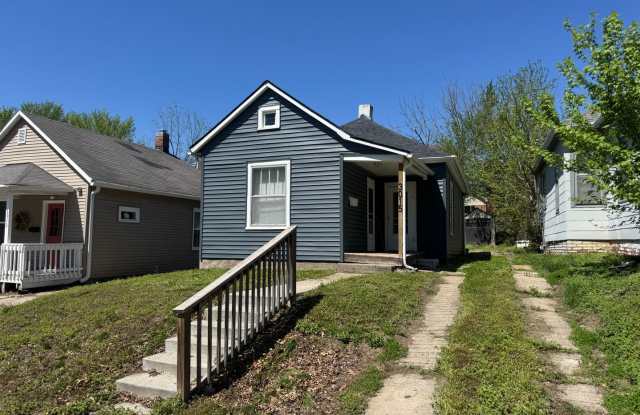 3015 Edmond St photos photos