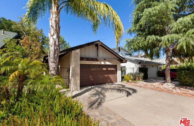 30712 Lakefront Dr Gallery 2