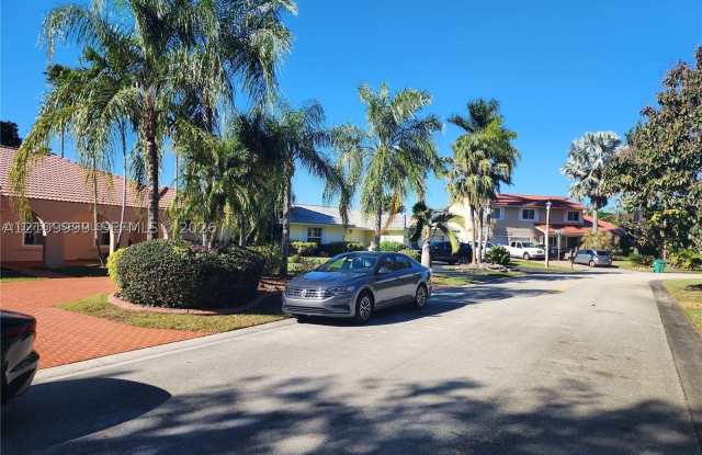 1794 NW 112th Ter Gallery 2