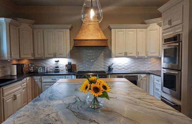 1539 Summerford Court Gallery 3