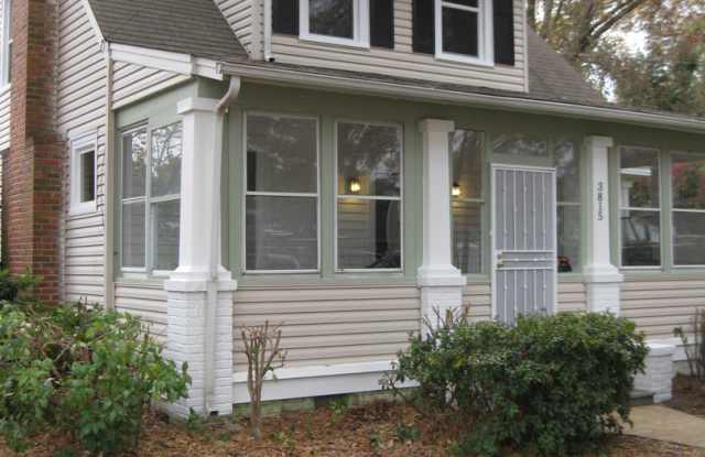 Charming 3 BR renovated single family home - 3815 Greenway Court East, Portsmouth, VA 23707 Charming 3 BR renovated single family home - 3815 Greenway Court East, Portsmouth, VA 23707