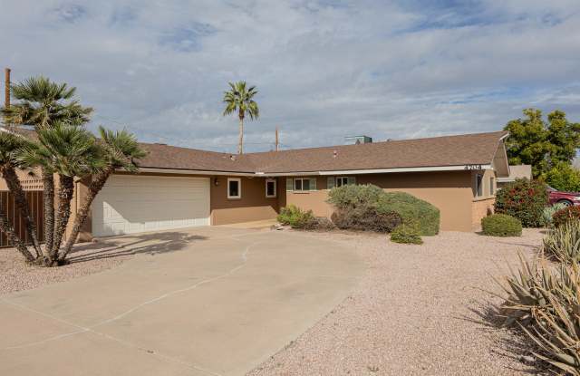 4704 N 83RD ST photos photos