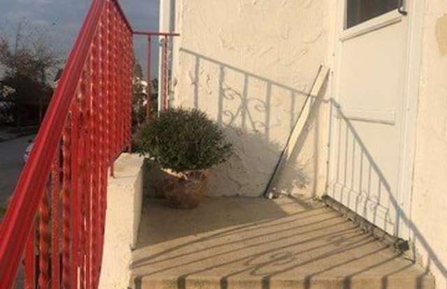 134 Coolidge street unit: 2 photos photos