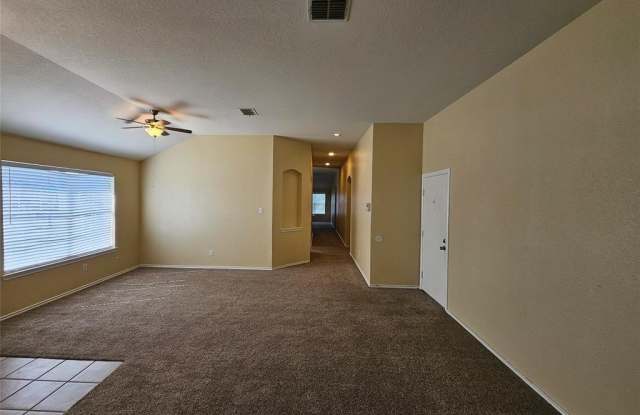 1232 Sweetwater Drive Gallery 3