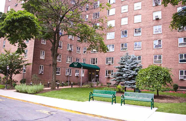 188-02 64th Ave photos photos