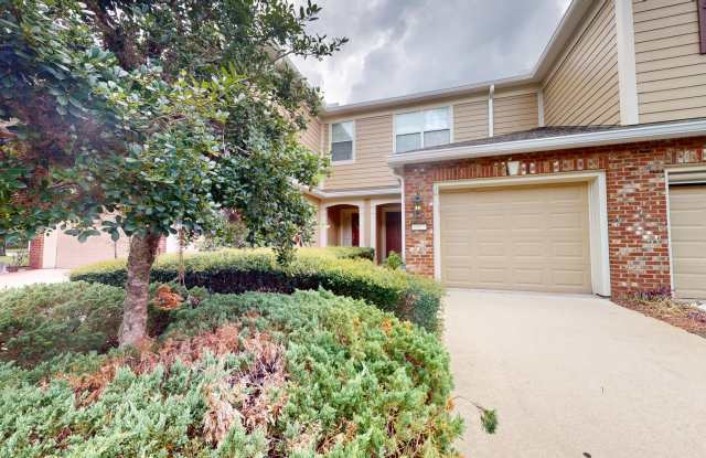 Beautiful 2 bedroom with loft, 2.5 bathroom townhome for rent in Greenbrier at Bartram Park photos photos