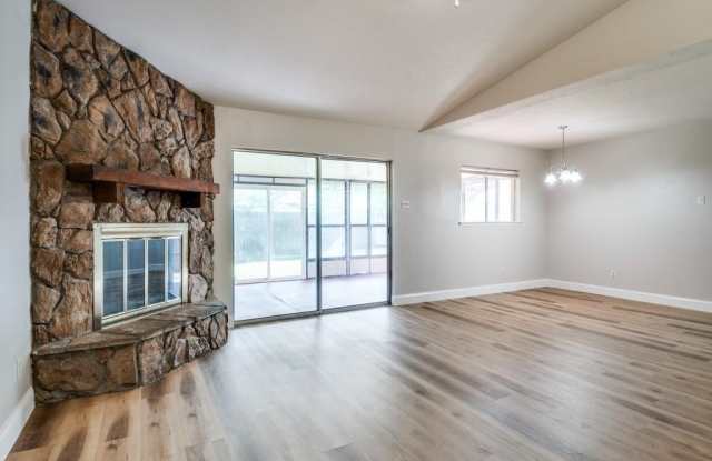 1008 Cross Bend Road Gallery 3