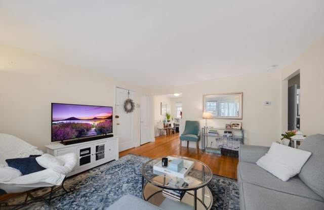 926 Massachusetts Ave unit: 3 photos photos 926 Massachusetts Ave unit: 3 photos photos