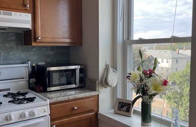 1056 Cambridge St. photos photos