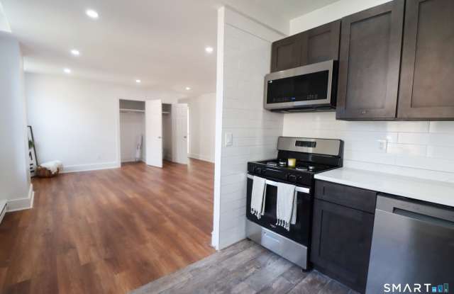 156 Garfield Avenue Gallery 3