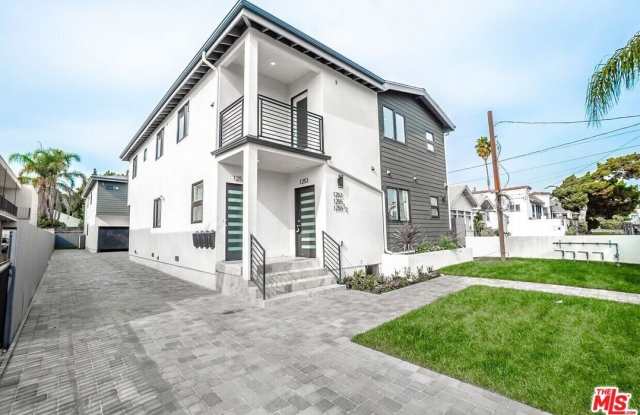 1255 N Kingsley photos photos