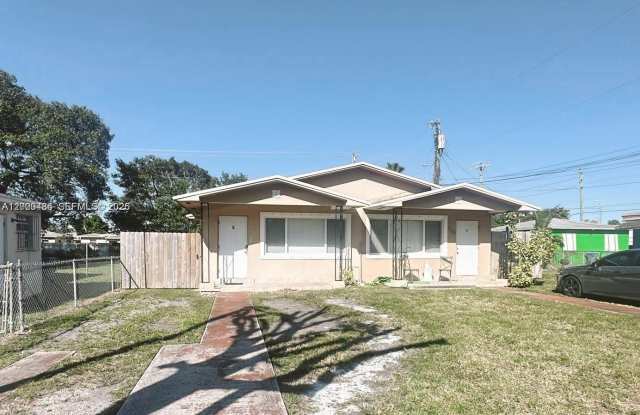2125 NW 66th St photos photos