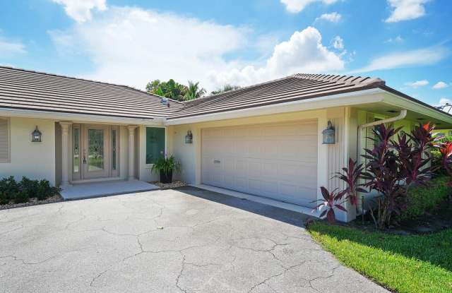 408 S Country Club Drive Gallery 3