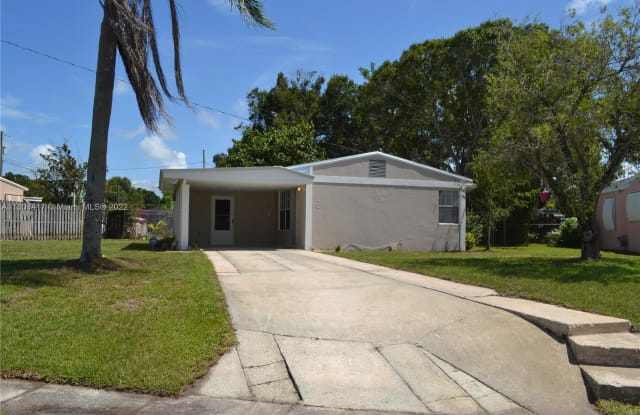 1603 Zephyr Ave - 1603 Zephyr Avenue, Fort Pierce, FL 34982