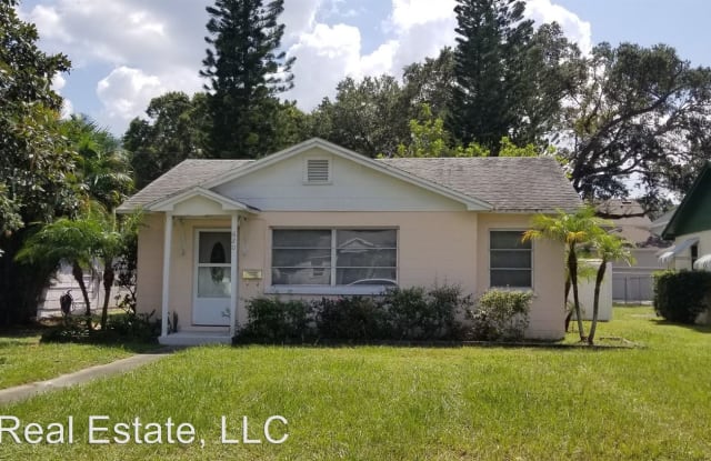 620 37th Ave N - 620 37th Avenue North, St. Petersburg, FL 33704