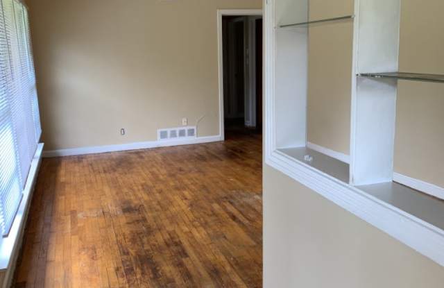 811 Portland Ave. Gallery 2