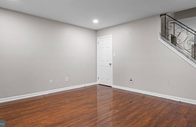 5431 YARMOUTH Road Gallery 3